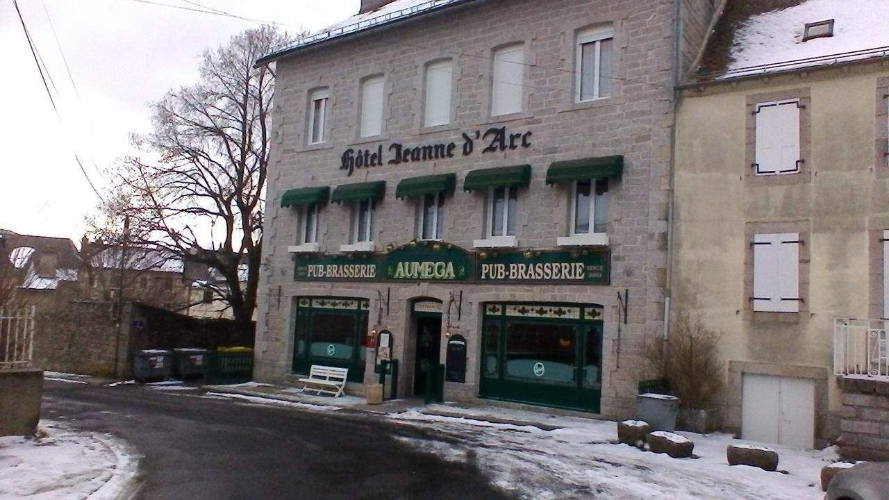 Hotel Jeanne D'Arc Saint-Chély-dʼApcher Esterno foto