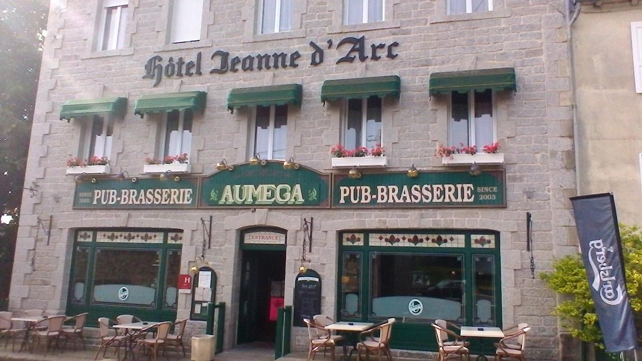 Hotel Jeanne D'Arc Saint-Chély-dʼApcher Esterno foto