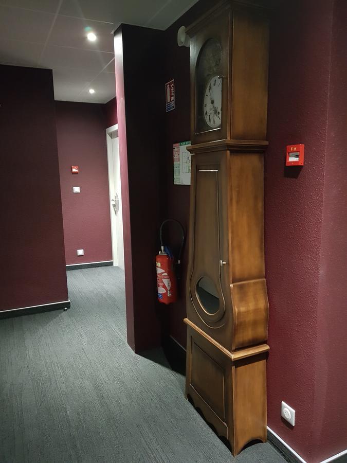 Hotel Jeanne D'Arc Saint-Chély-dʼApcher Esterno foto