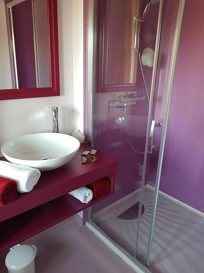 Hotel Jeanne D'Arc Saint-Chély-dʼApcher Esterno foto
